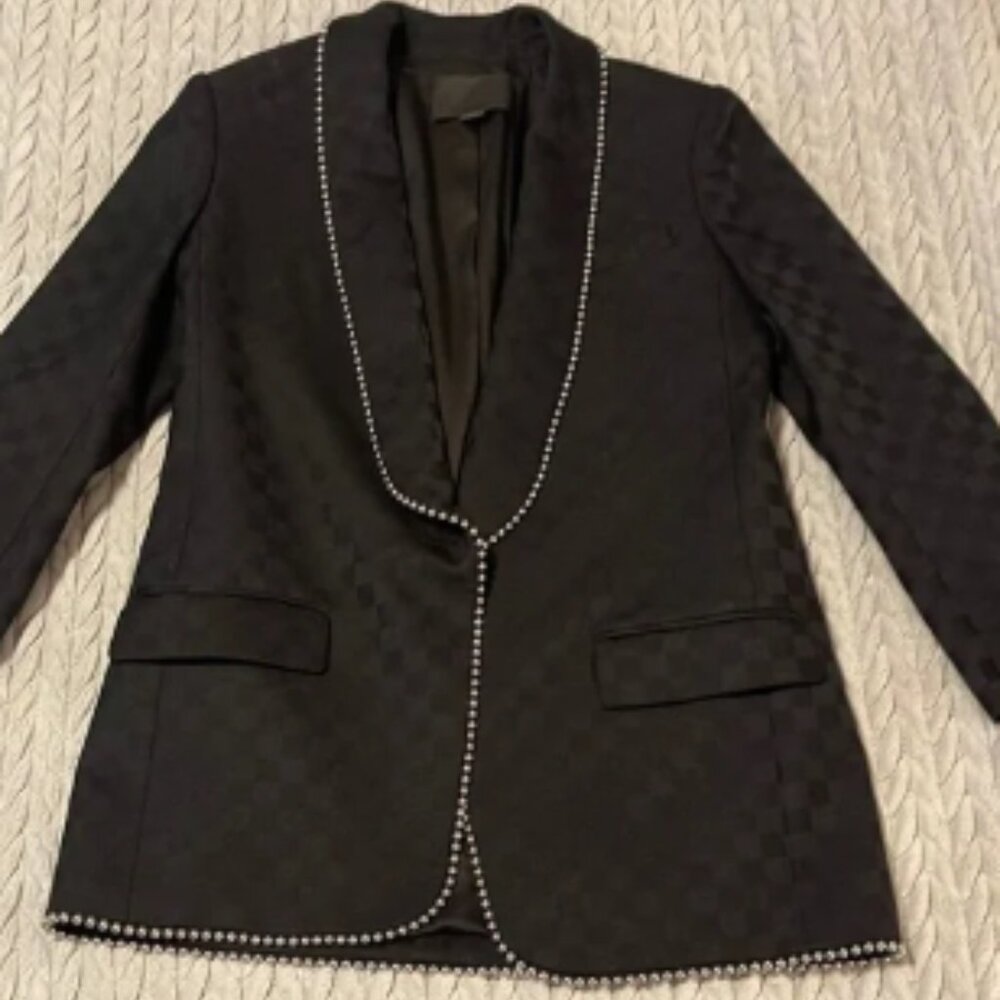 Elegant Black Women's Blazer with Pearl Detailing